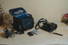VINTAGE CAMCORDER JVC Everio 128GB GZ-HD6 1080p 3CCD Hard Disk Camcorder