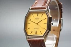 [Near MINT] Vintage 1982 SEIKO Dolce 7731-5020 30mm Gold Octagon Qz Men's Watch