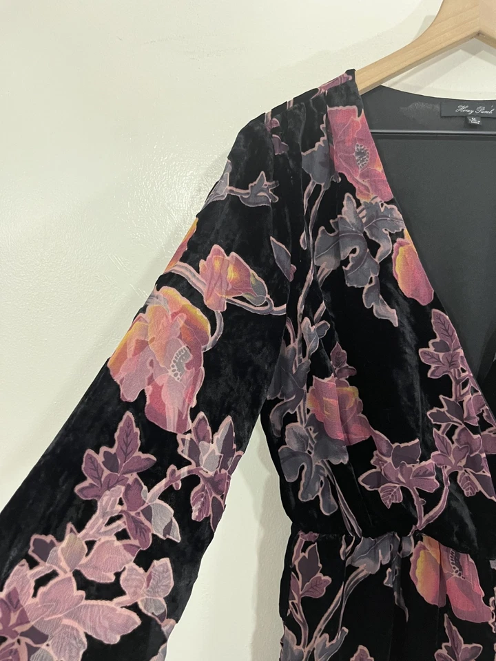 Whimsigoth Goth Romantic Fairy Grunge Romper Shorts M Boho 90s Velvet Regency - Image 4 of 4