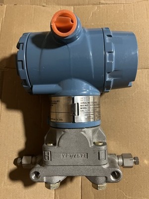 Rosemount Pressure Transmitter 4-20 mA / 0-300 PSI (3051CD4A22A1AB4E5M5T1)