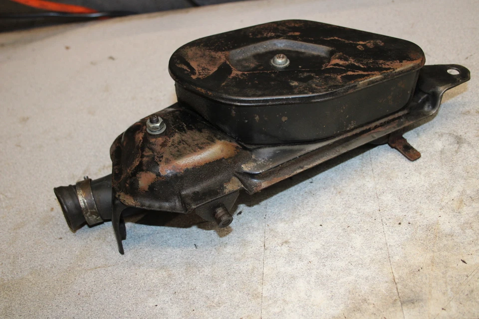 1974 Yamaha RD60 AIRBOX AIR INTAKE FILTER BOX W4-4219.AAE - Image 4 of 4
