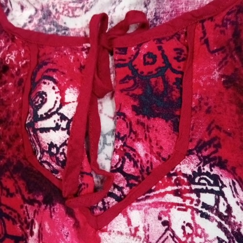 Ariat Womens Shirt Blouse Red Medium Abstract Print Pullover 3/4 Sleeve Cowgirl - Picture 5 of 12