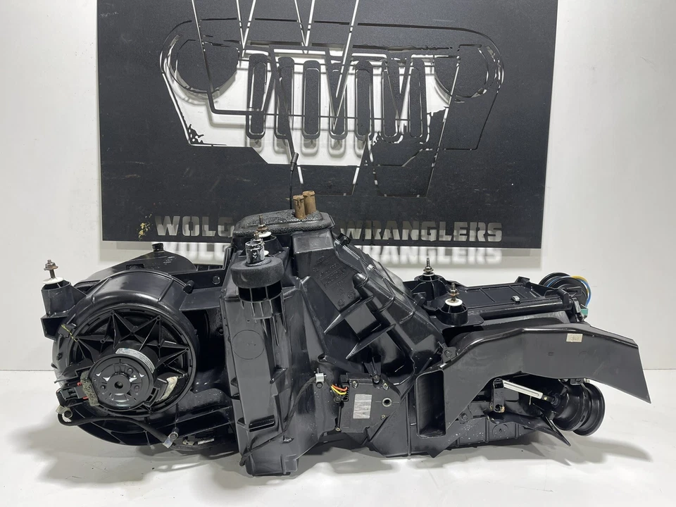 Jeep TJ Wrangler Heater HVAC Box NON AC 55037604 2002-2006 03 04 05 06 CC 9F - Image 2 of 4