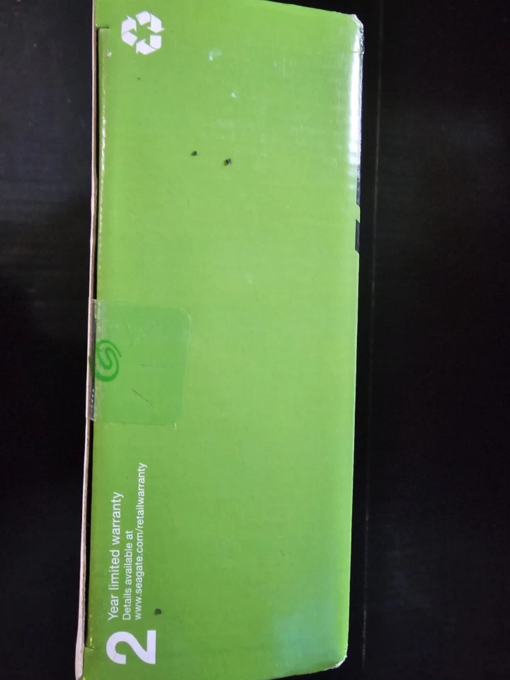 Seagate ST4000DMA04 Barracuda 4TB SATAlll 256MB Cache 3.5" Internal Hard Drive - Image 4 of 4