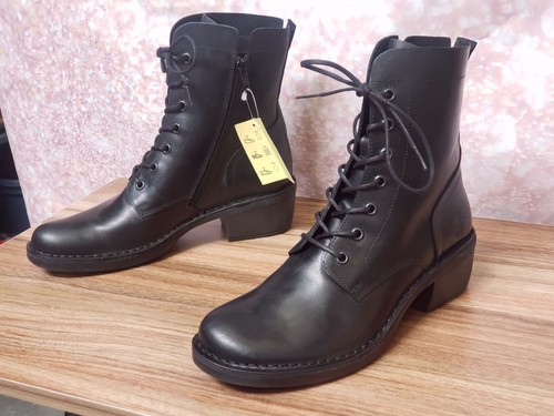 Fly London - Leather Lace-Up Ankle Boot 