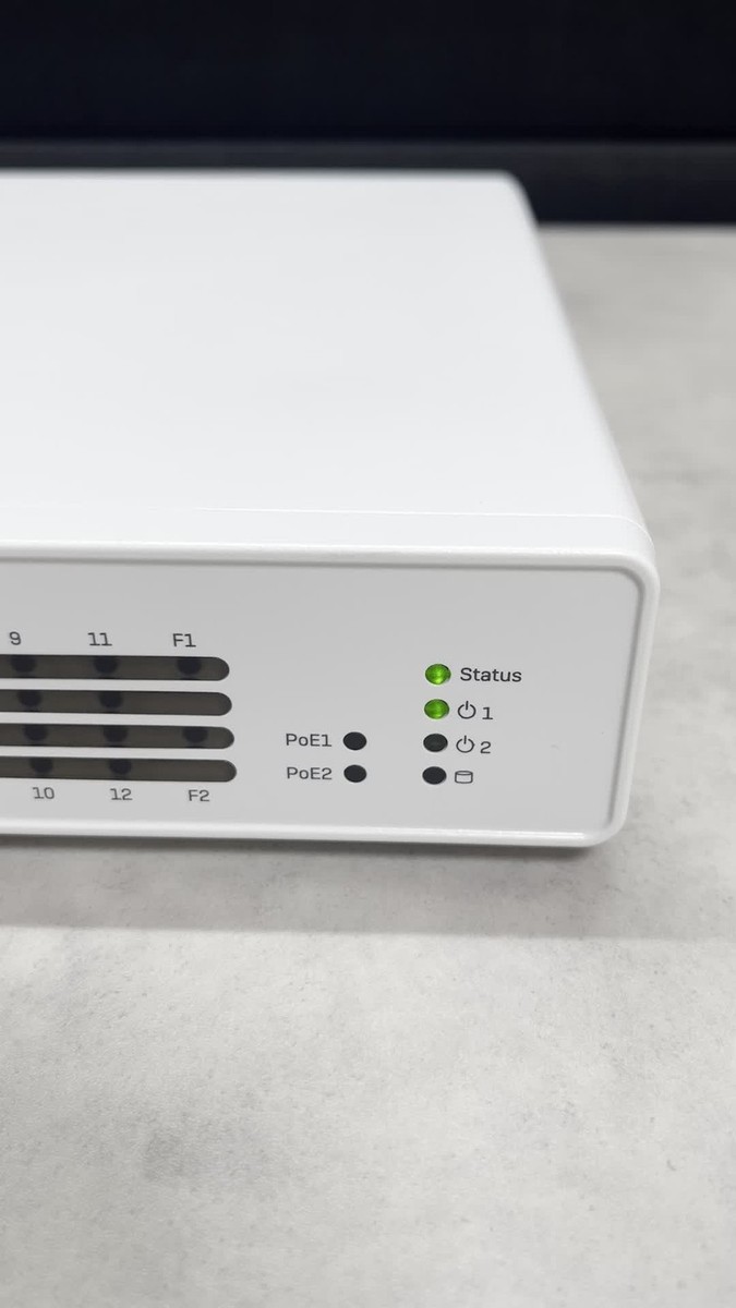 Sophos XGS136 SEiRiOS Firewall Appliance License Until 2026/11/01