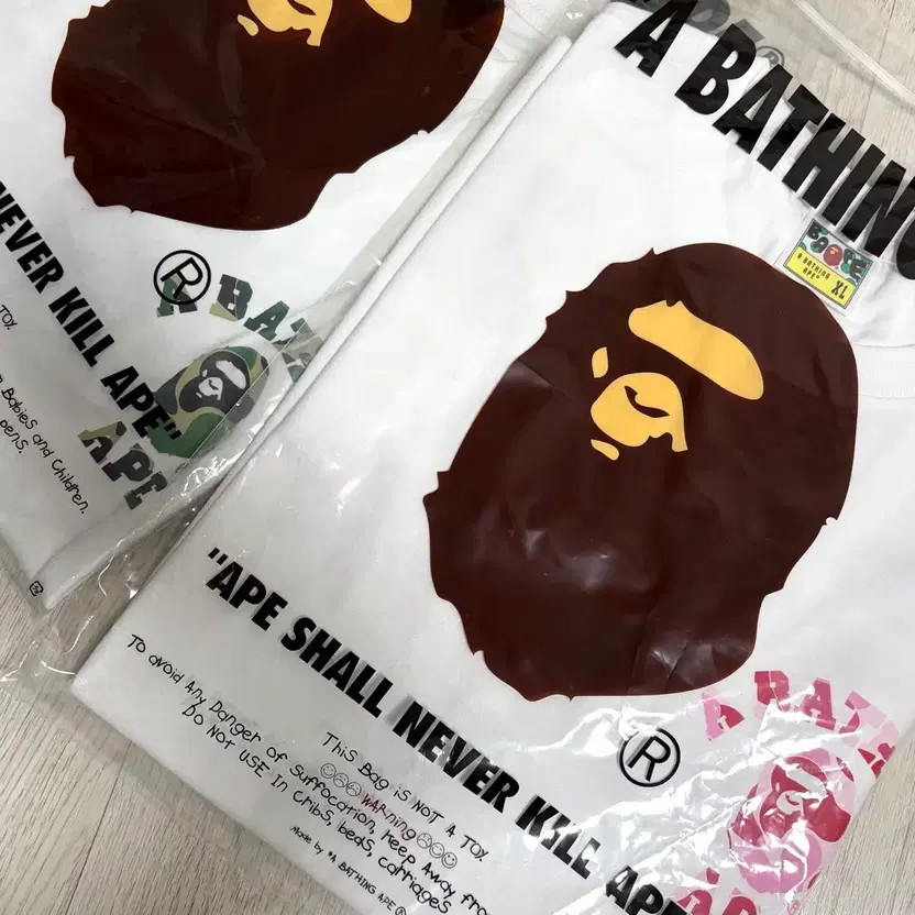 Bape Long Sleeve T-Shirt Size XL for Couples thumbnail 3