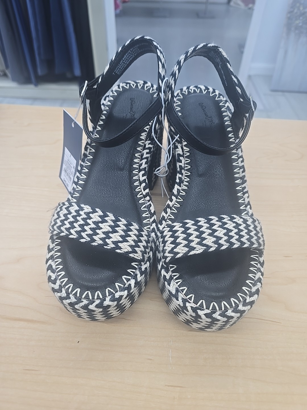 Women's Madeline Woven Platform Sandal Heels with Memory Foam Insole - Universal