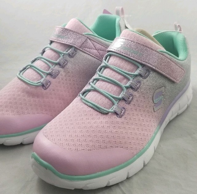 fashionable skechers