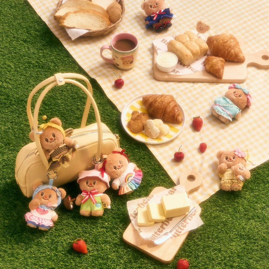 BUTTER BEAR THAILAND BUTTERY WORLD SERIES PLUSH PENDANT BLINDBOX