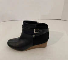 Dr. Sholls Double Black Wedge Booties Size 7M With Zipper And Decorative Buckle
