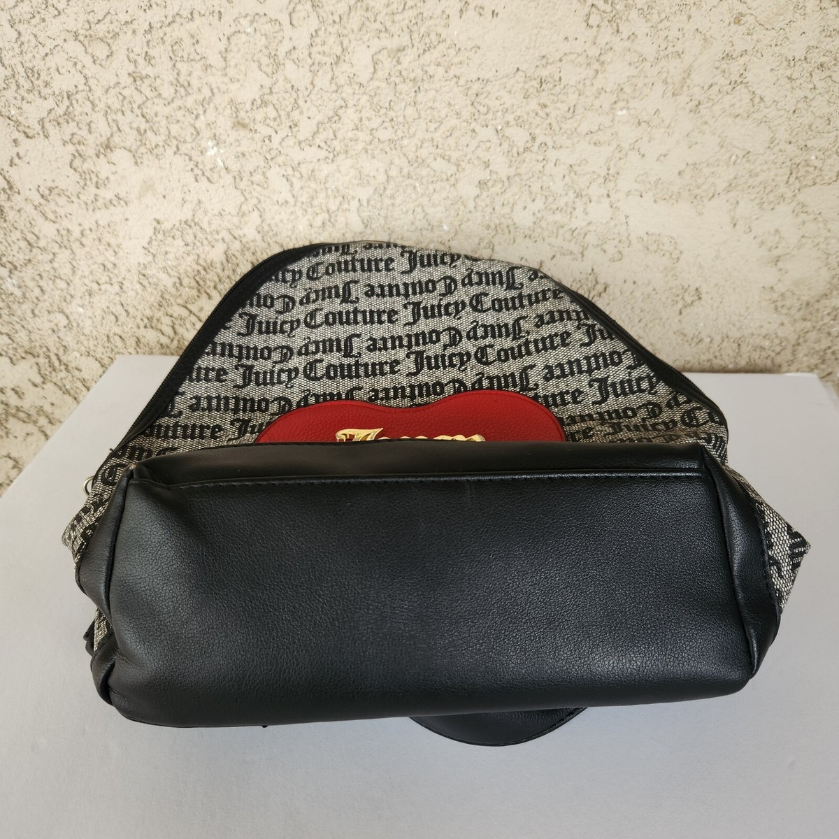Juicy Couture Gothic Backpack Red Heart Logo Forget Me Not  display picture 1