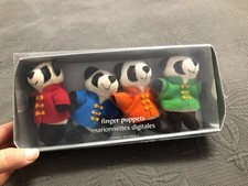 NEW Pier One Imports Adorable Panda Finger Puppets Set of Four Marionettes 3"