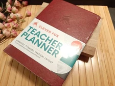 CLEVER FOX TEACHER PLANNER Undated 7 Period Vertical Layout Lesson Planner New