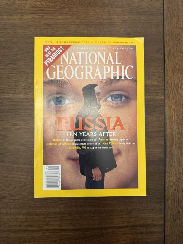 National Geographic Magazine - November 2001