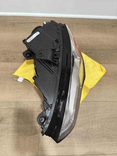 15-16 Headlamp HID/Xenon LH Driver Side Fit 2015-2016 Audi A3 S3 8V0941043B Left - Picture 7 of 9