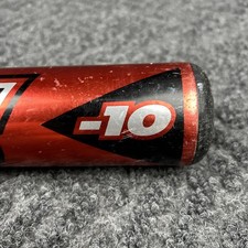 Bates De Softball Lento - Louisville Slugger