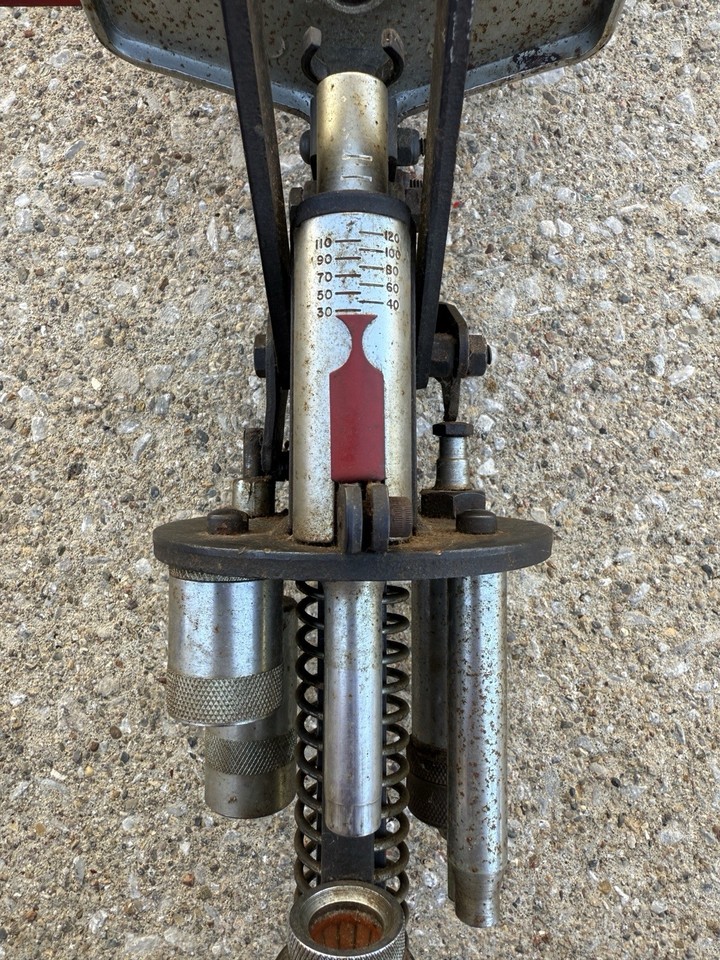 MEC Shotshell Reloader, 600 Jr. 20 ga w/ 302 078 Charge Bar & Bottles ...