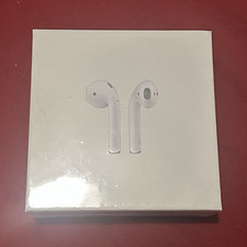 Apple AirPods White Bluetooth Wireless In-Ear Earbuds w/ Charging Case Mic