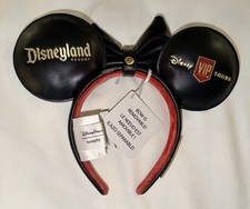 NWT Disneyland - Exclusive VIP Tour - Mickey /Minnie Ears - Loungefly