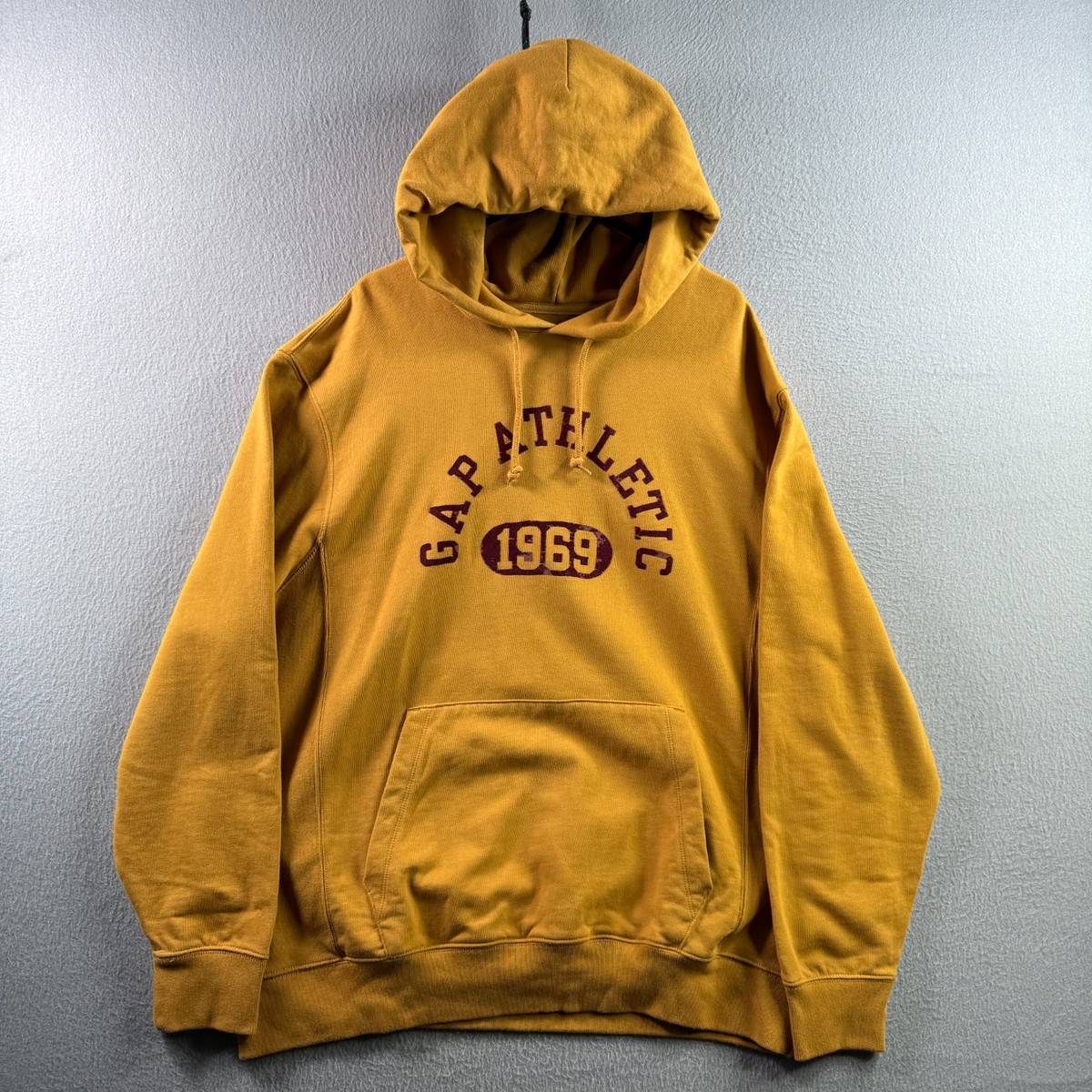 GAP Sweatshirt Mens XL Yellow Pullover Sweatshirt Retro 1969 - Main Image