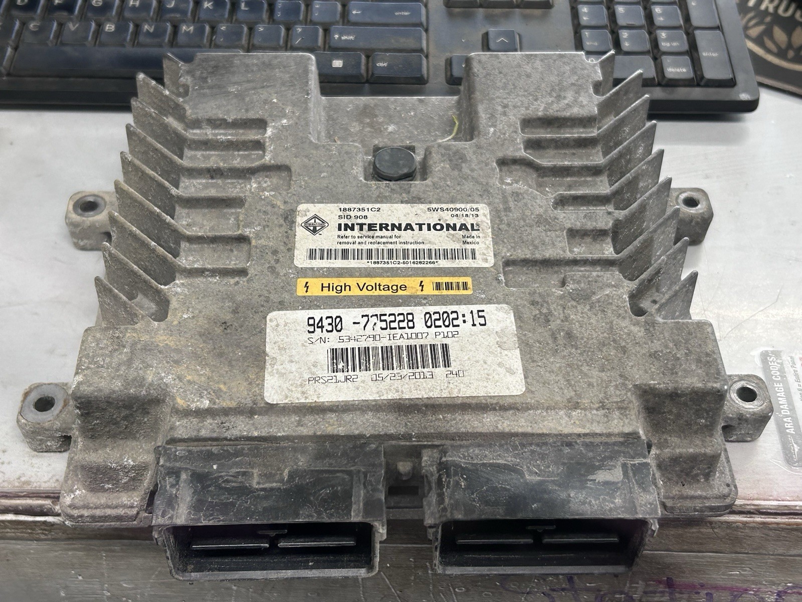 International Navistar MaxxForce ECM ECU Engine Control Module 1887351C2 SID 908