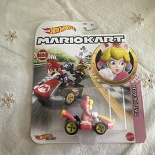 NEW Mattel GRN13 Hot Wheels 1:64 Mario Kart CAT PEACH Standard Kart DieCast Car