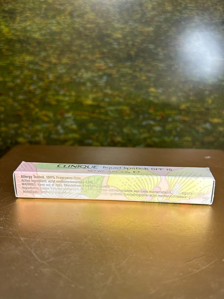 CLINIQUE LIQUID LIPSTICK SPF 15 5.6G 04 DAREDEVIL (NEW WITH BOX) - Image 4 of 4