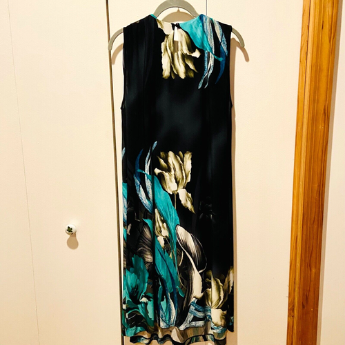 Studio I dress Sz 12 With Beading Around Neck Black Green Flowered Soft - Picture 8 of 21