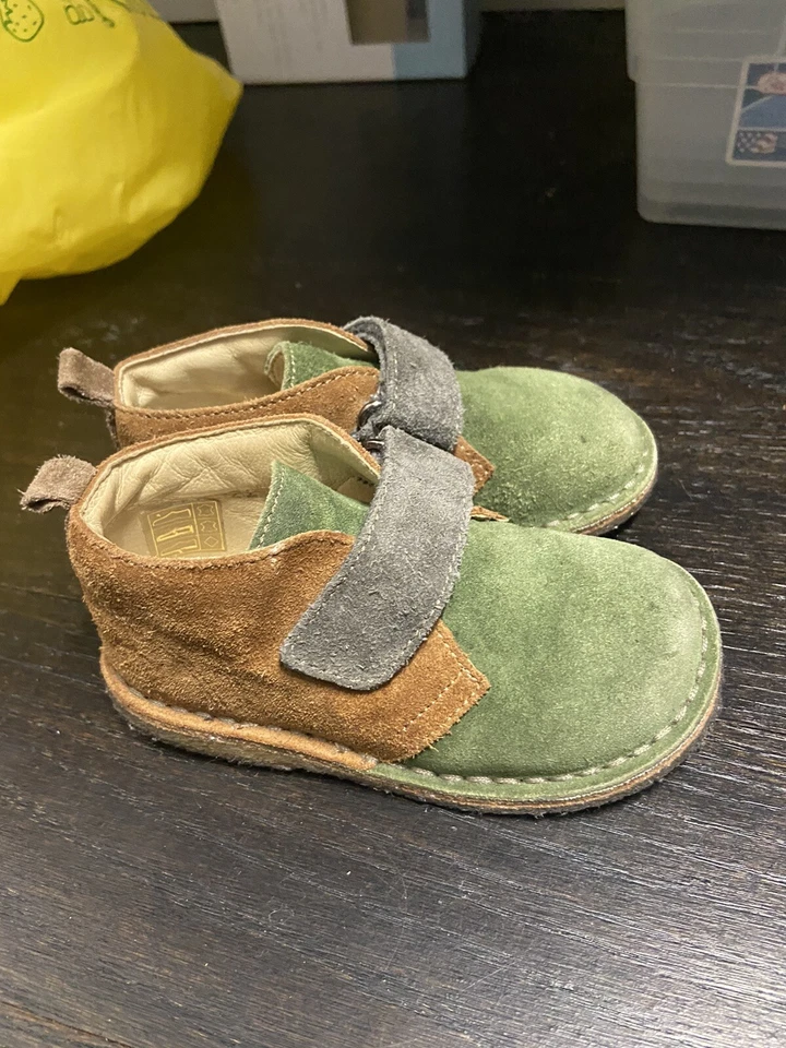 Toddler Boys Geox/naturino Leather School shoes 4 pairs Size EU 22/US Size 6/6.5 - Image 3 of 4