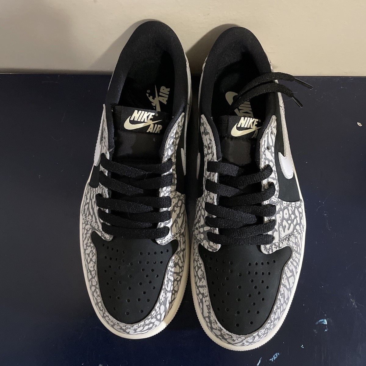 靴 Nike Air Jordan 1 Retro Low BLACK CEMENT AIR JORDAN 1 LOW OG 
