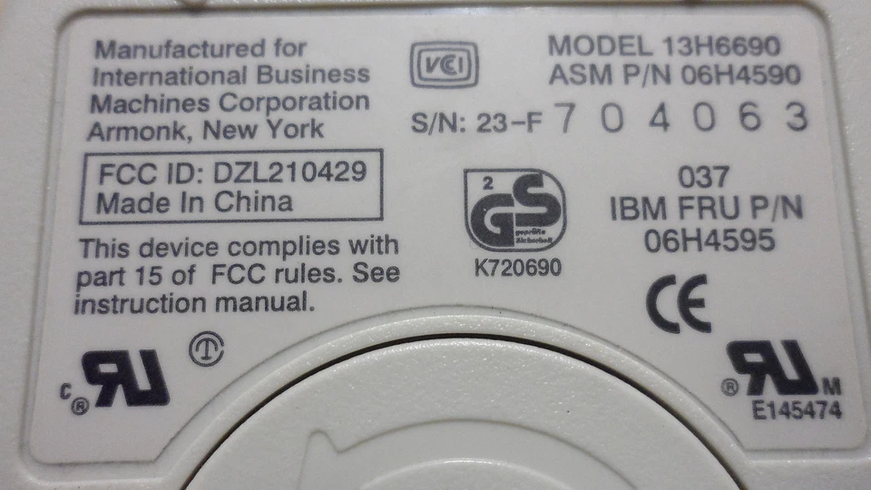 Vintage IBM 2 Button PS/2 Mouse Model 13H6690 - Image 4 of 4