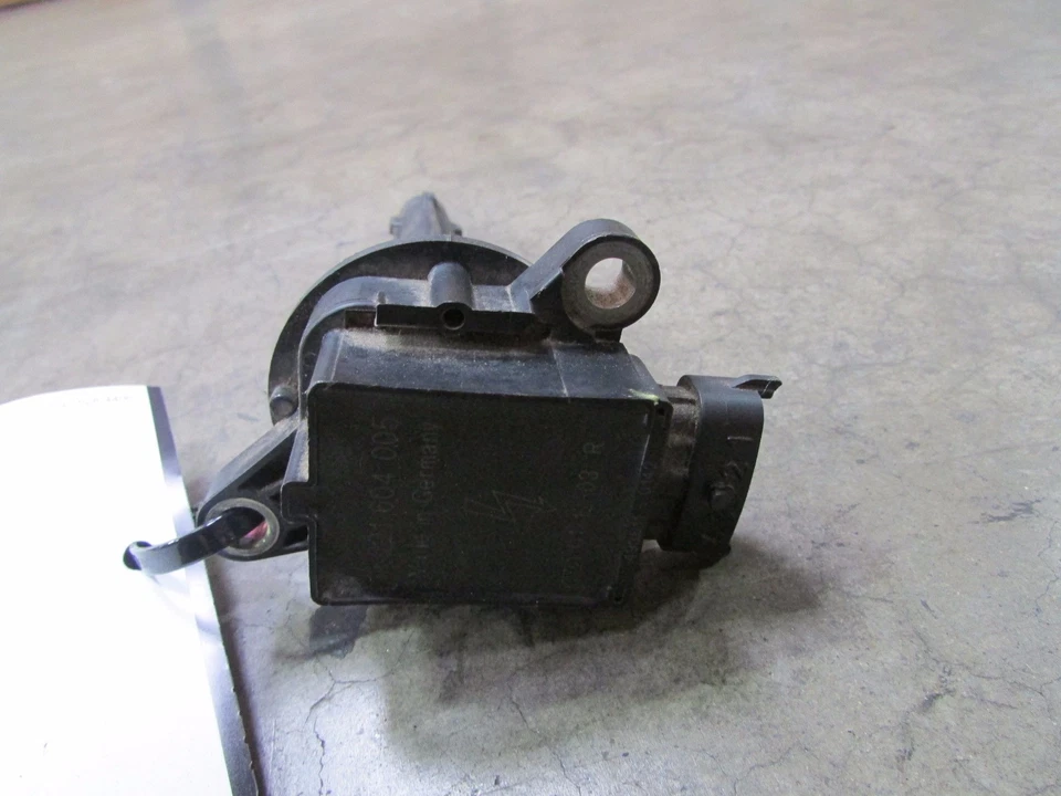 Maserati Cupé, Spyder, Extensión Enchufe Bobina, Usado, P/N 186915  Foto 2 de 4