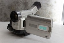 JVC GR-DVL805U - Camcorder w/Extras - Broken - Sold AS IS - For Parts