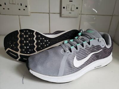 luva de goleiro profissional nike vapor grip 3