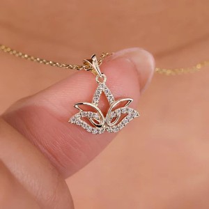 Authentic 1Ct Real Moissanite Lotus Flower Pendant Necklaces 14k Yellow Gold Plated Silver