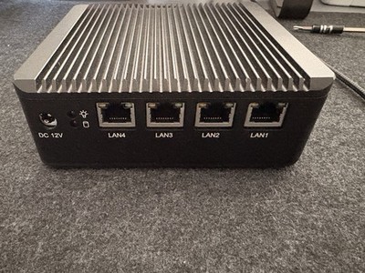Firewall / Router / VPN - Hardware (Appliance) | 4x RJ45 | 8GB RAM | 64GB SSD