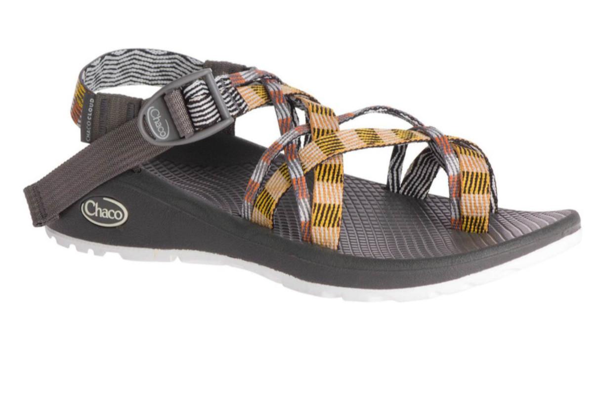 Chaco Z Cloud X2 Strappy Sandals Women’s 9 Orange remix