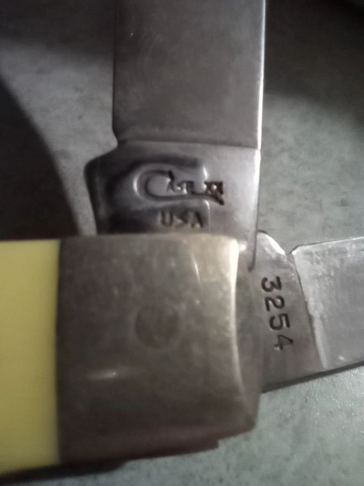 NOVO Vintage Case XX 3254 SS Ponto de Faca, Alças Delrin Amarelas, 2 Lâminas - Imagem 3 de 4