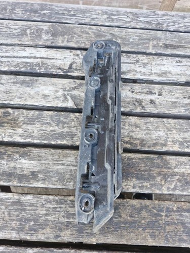 Volkswagen Touran I 2005 Vorne links Halterung Stoßstange Stoßfänger vorne