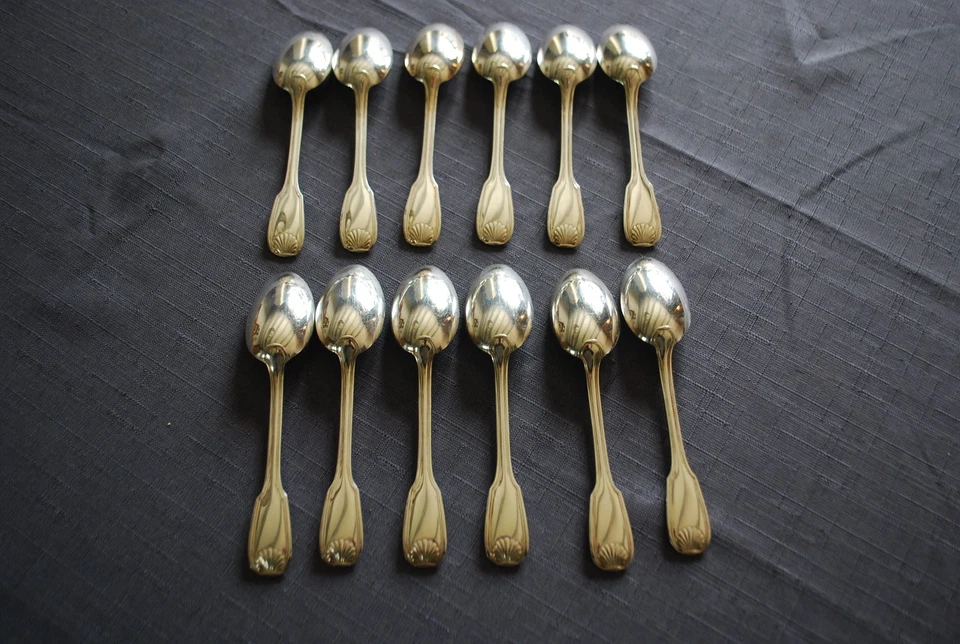 LOT DE 12 CUILLERES A DESSERT METAL ARGENTE COQUILLE 17,5 CM CHRISTOFLE ? - Photo 3/3