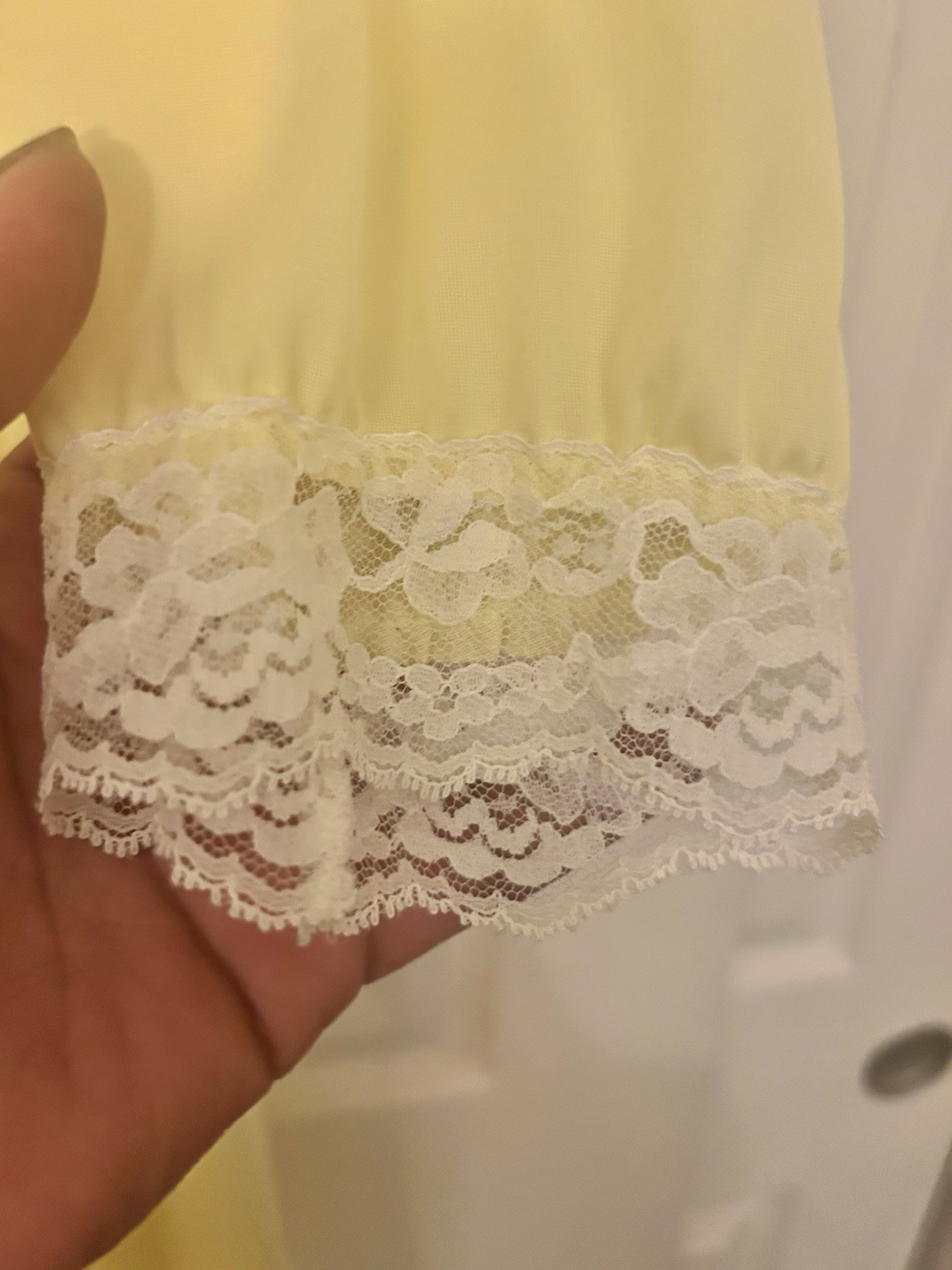 Vintage 60s/70s Yellow Gown/ Housedress L/XL Goss… - image 4