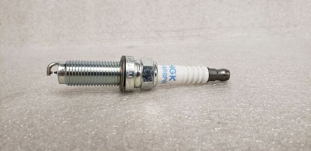 ズッキーニ Genuine 4PK Spark Plug (DILKAR8P8SY) (Ngk) 12290-6A0-A01
