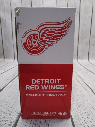 McFarlane Toys Hockey Detroit Red Wings Yzerman, Joseph, Hull Deluxe 3-Pack New - Picture 11 of 12