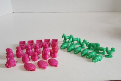 Vintage Miniature Dollhouse Farm Animal Plastic Toys Pig Frog Turtle Horse Cow