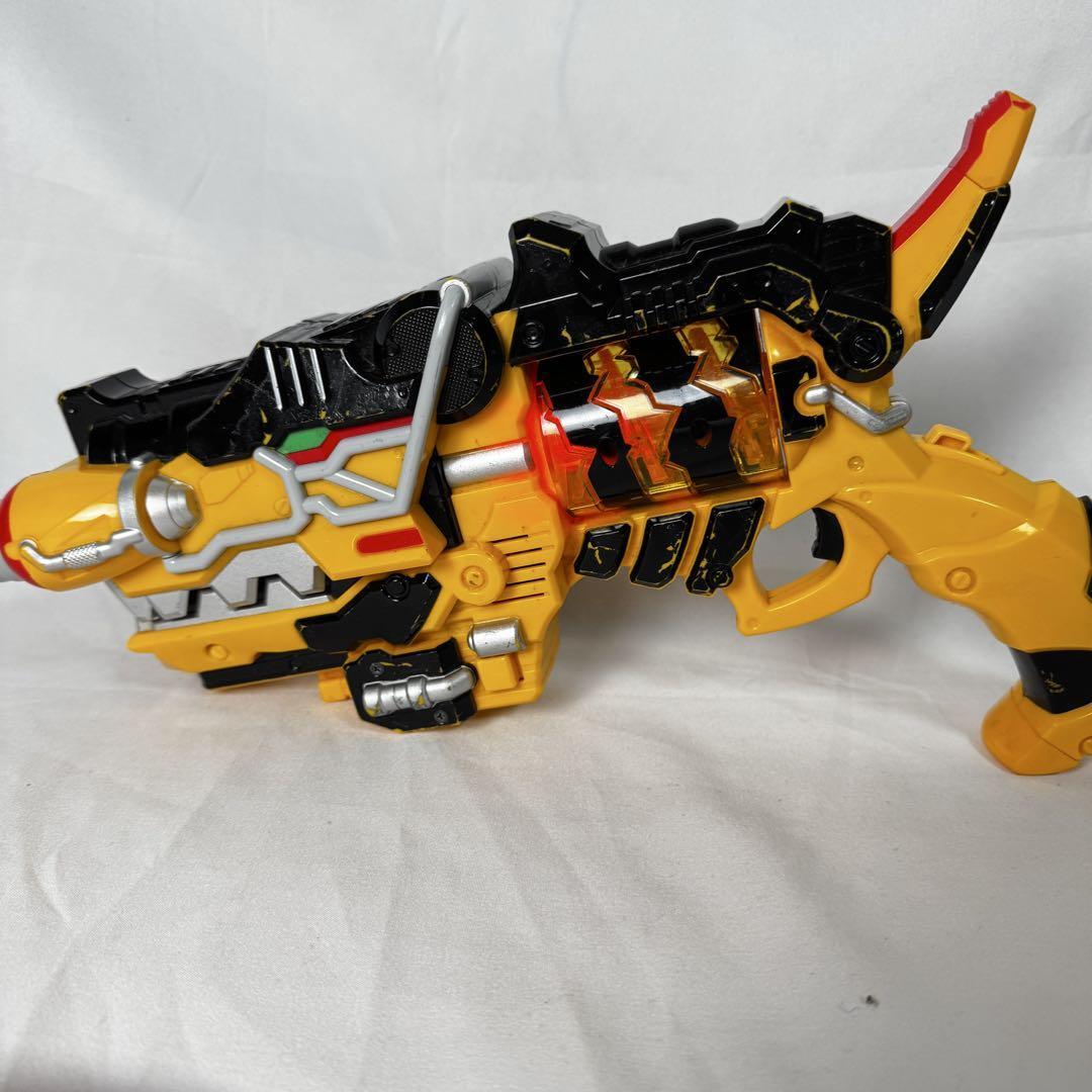 Power Rangers Kyoryuger DX Gaburevolver King Gaburicalibur Power Rangers Kyoryuger DX Gaburevolver King Gaburicalibur