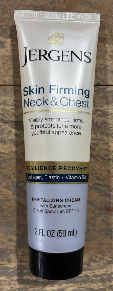 Crema revitalizante de cuello y pecho 3 Jergens Skin 2 oz FPS 15 *Descontinuada* Foto 3 de 4