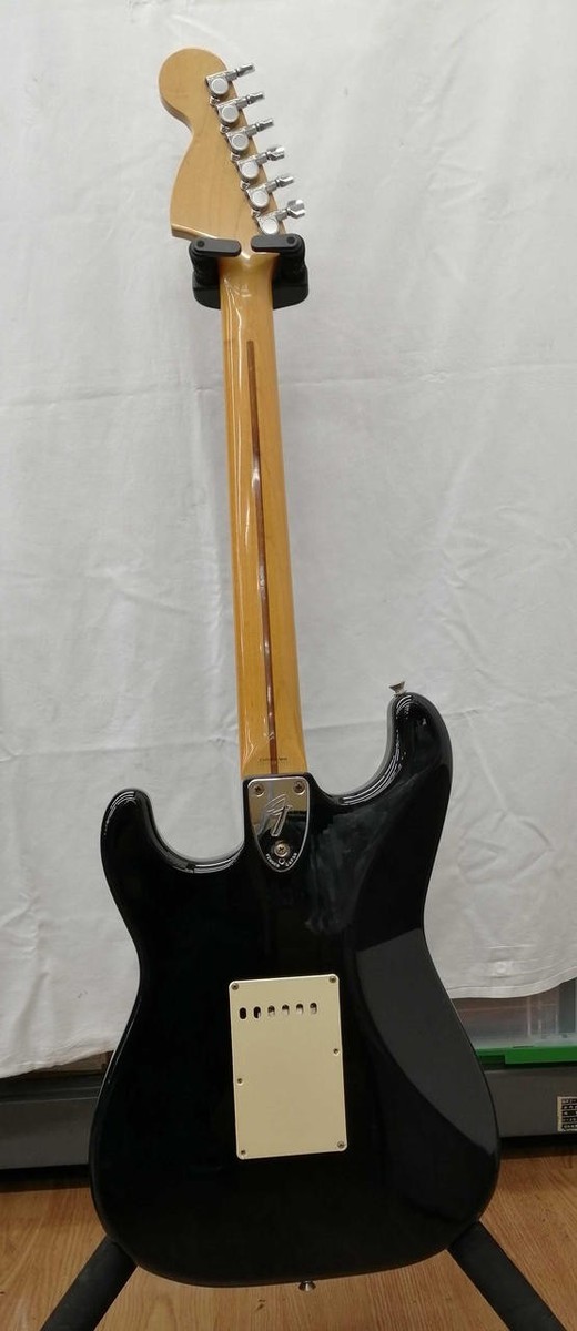 Fender Japan Electric Guitar Stratocaster Type N029591 ST72 for