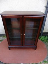 STAG MINSTREL MAHOGANY  BOOKCASE / CABINET, 2 GLAZED DOORS, ADJUSTABLE SHELVES.