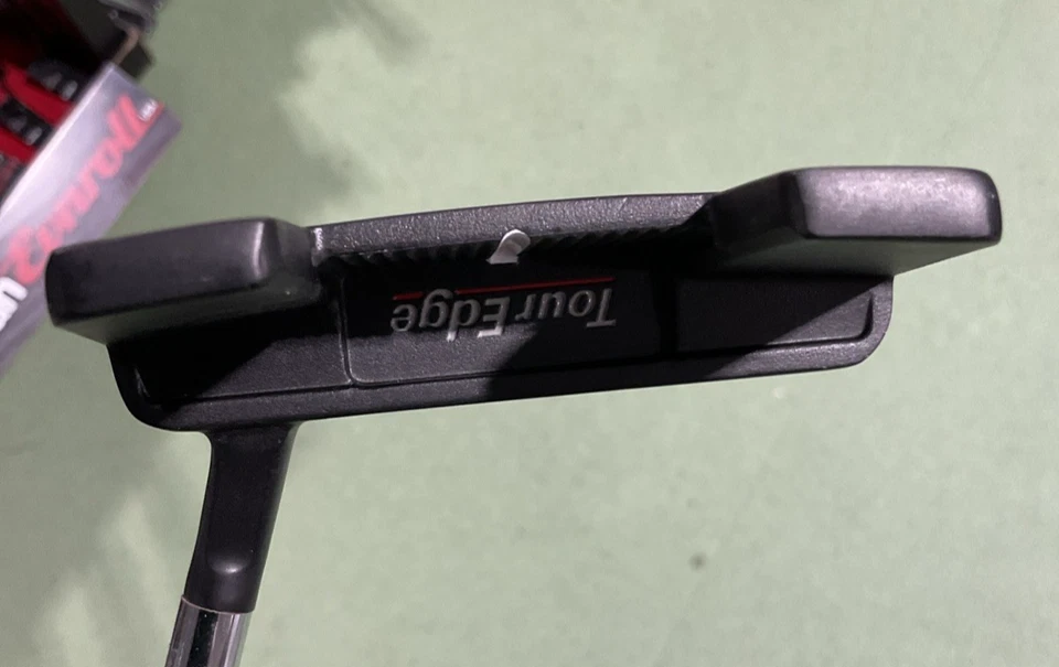 TourEdge Golf NARROWS TEMPLATE SERIES 35" Left-Handed Mid-Mallet Putter 10" Grip - Image 3 of 4